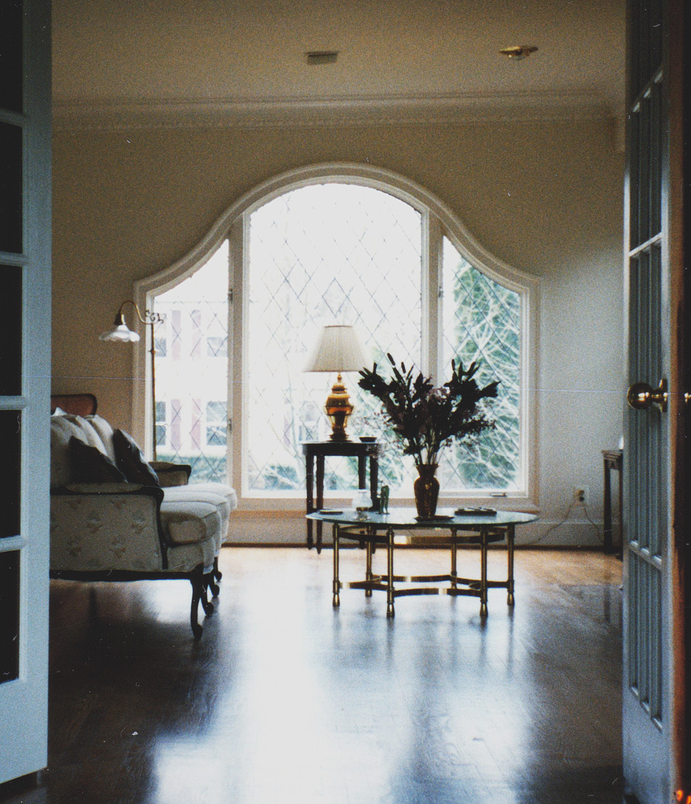 Living Room Arched Window